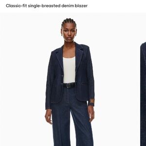 Aritzia Metric Denim Blazer
Classic-fit single-breasted denim blazer Large